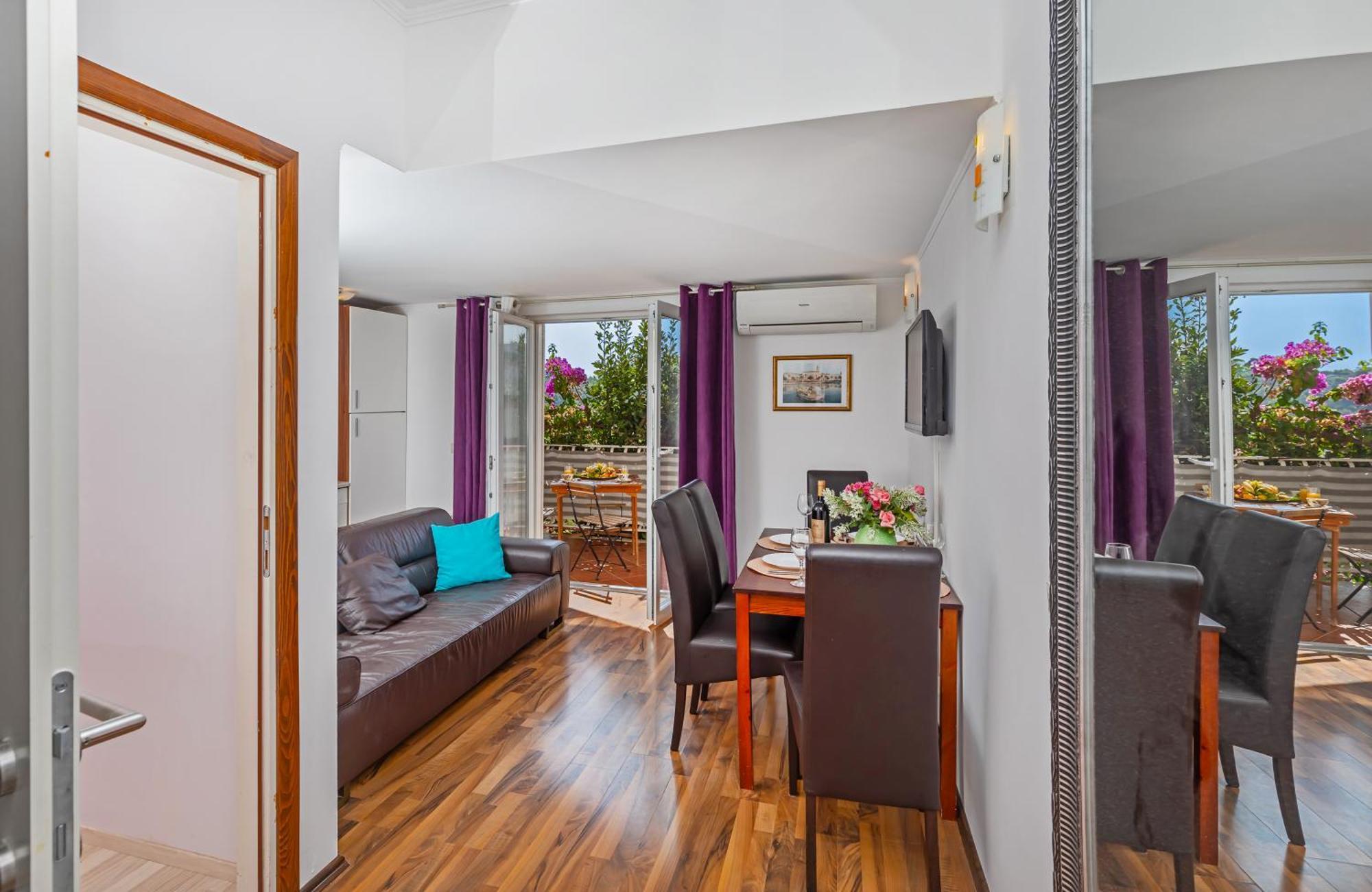 Apartment Ive Mlini