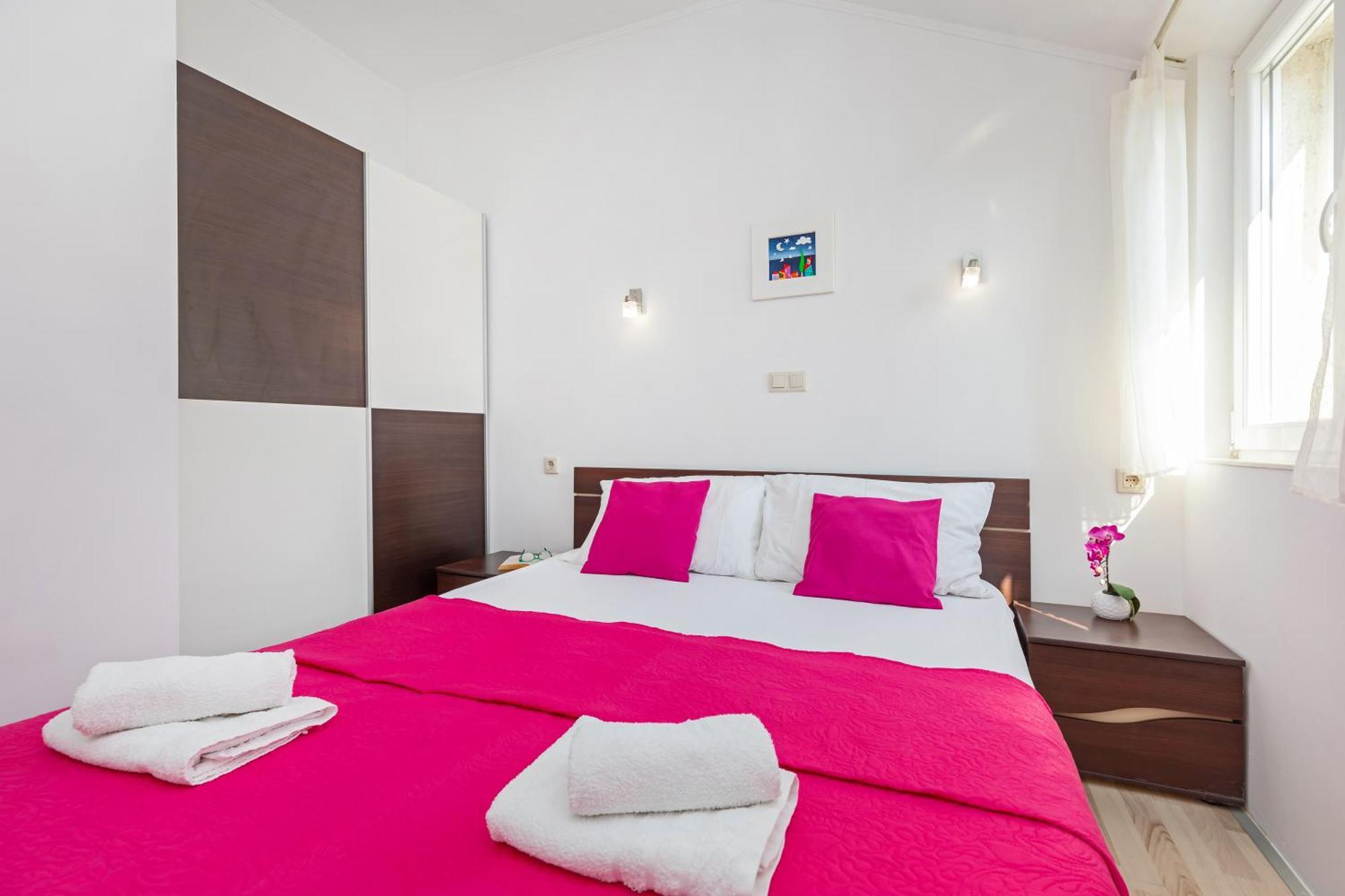 Ive Apartment Mlini