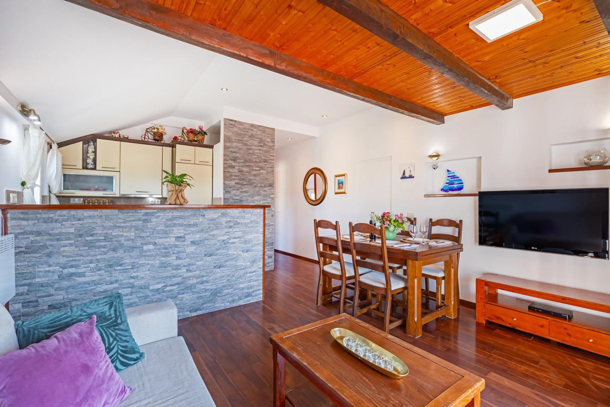 Apartment Ive Mlini